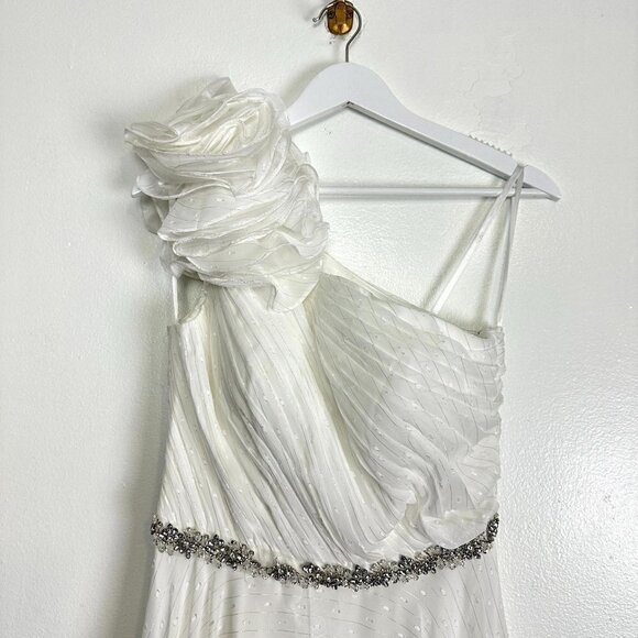 MAC DUGGAL Rosette One-Shoulder Fil Coupé Chiffon Gown in White Size US 6 - Picture 4 of 11